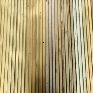 Revestimento Painel Ripado  1,5 x 1,0 -  Pinheiro de Araucária Demolição ( Valor m²)